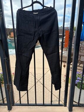 Roxy Women’s Black Drawstring Beach pants!